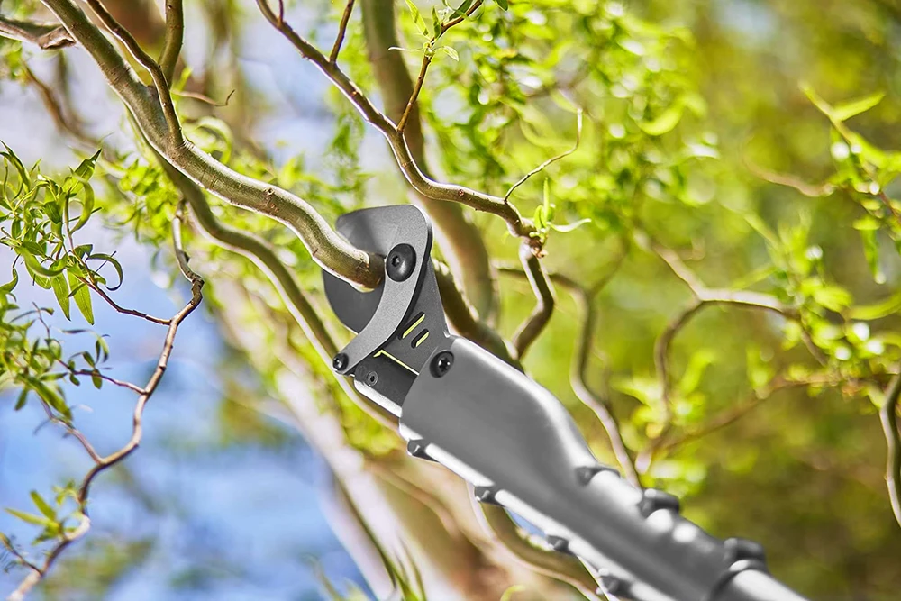 Gardena Akumuliatorinės genėjimo žirklės EasyCut 110/18V P4A solo (be akumuliatoriaus ir pakrovėjo)