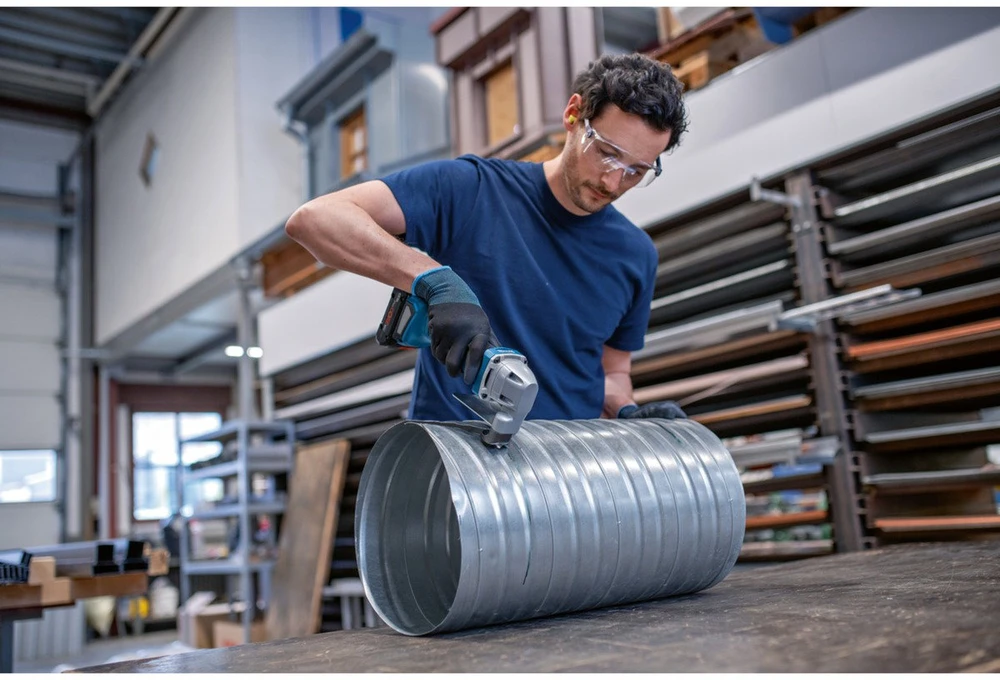 Bosch GSC 18V-16 E Solo, dėžutė