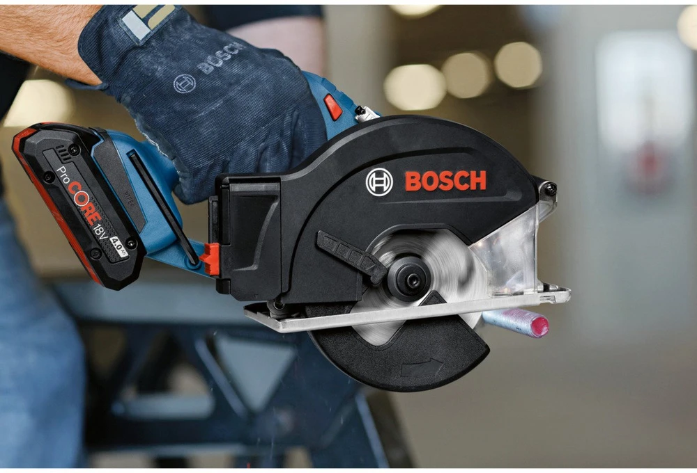 Akumuliatorinis diskinis pjūklas Bosch GKM 18V-50 Professional