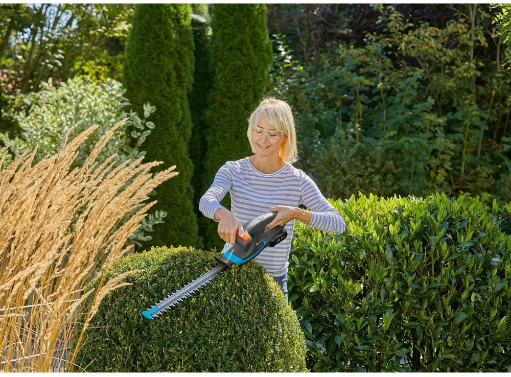 Gardena Akumuliatorinės gyvatvorių žirklės EasyCut 40/18V solo