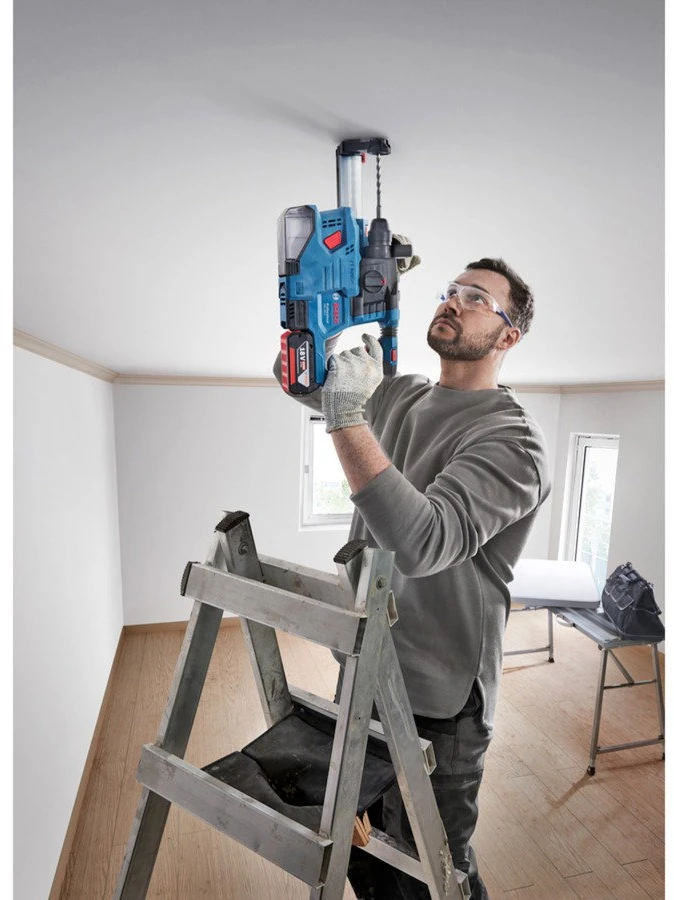 Grąžtas Bosch GBH 18V-22 2x4.0Ah, GAL 18V-40, LB