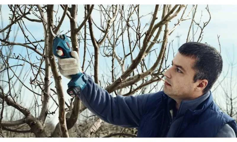 Akumuliatorinis sekatorius Bosch 12V 25mm PRO PRUNER be akumuliatoriaus ir kroviklio