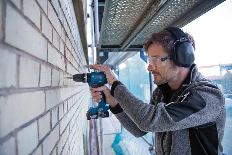 Bosch smūginis akumuliatorinis suktuvas gręžtuvas GSB 18V-45, 21/45Nm, be akumuliatoriaus ir kroviklio, kartoninė pakuotė