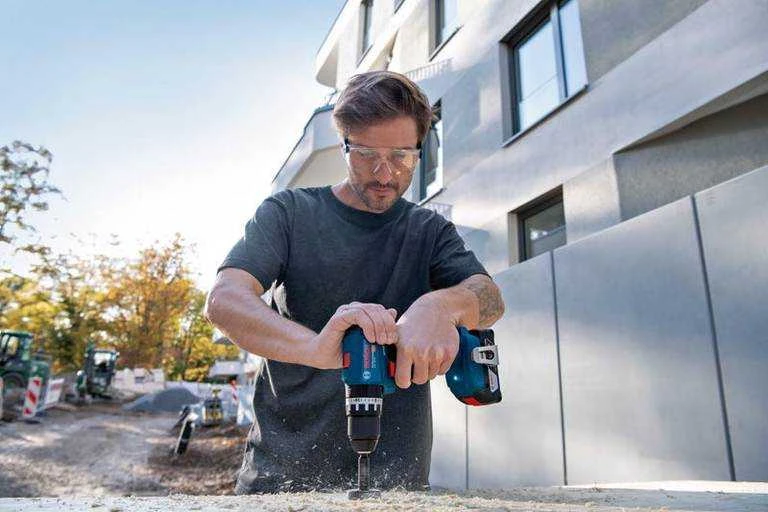 Bosch smūginis akumuliatorinis suktuvas gręžtuvas GSB 18V-45, 21/45Nm, be akumuliatoriaus ir kroviklio, kartoninė pakuotė
