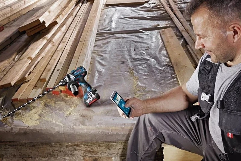 Bosch GSR 18V-110 C, LB be akumuliatoriaus ir kroviklio