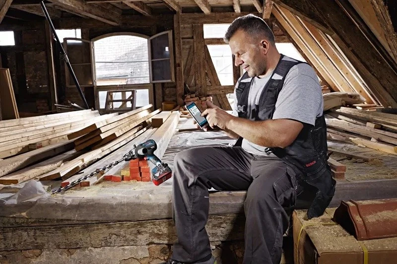 Bosch GSR 18V-110 C, LB be akumuliatoriaus ir kroviklio