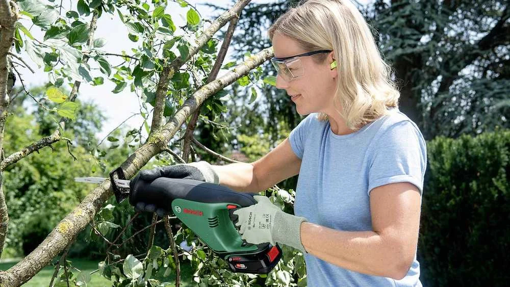 Bosch tiesinis pjūklas AdvancedRecip 18 be akumuliatoriaus ir kroviklio