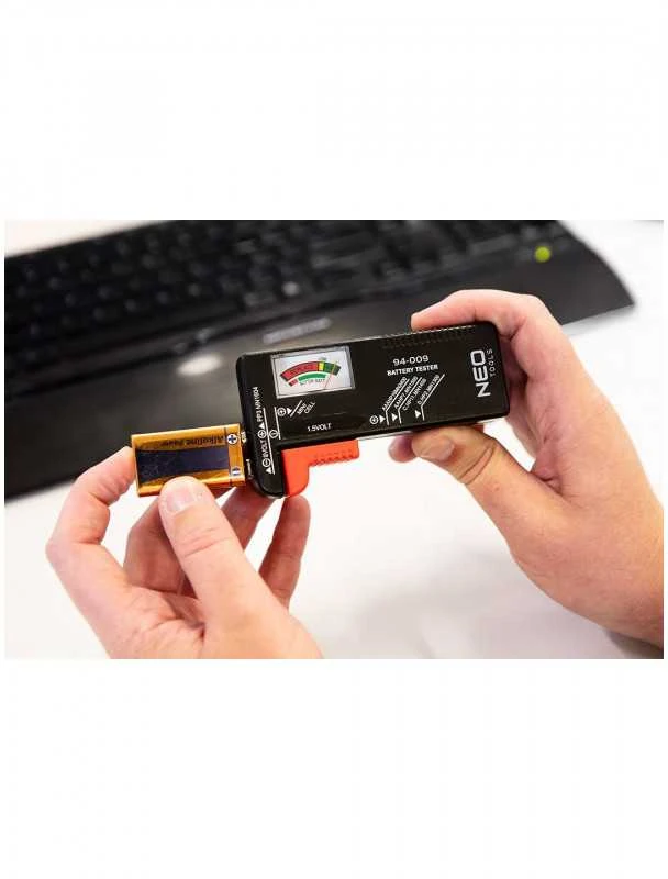 Akumuliatorių testeris NEO TOOLS 94-009 (1,5V ir 9V)