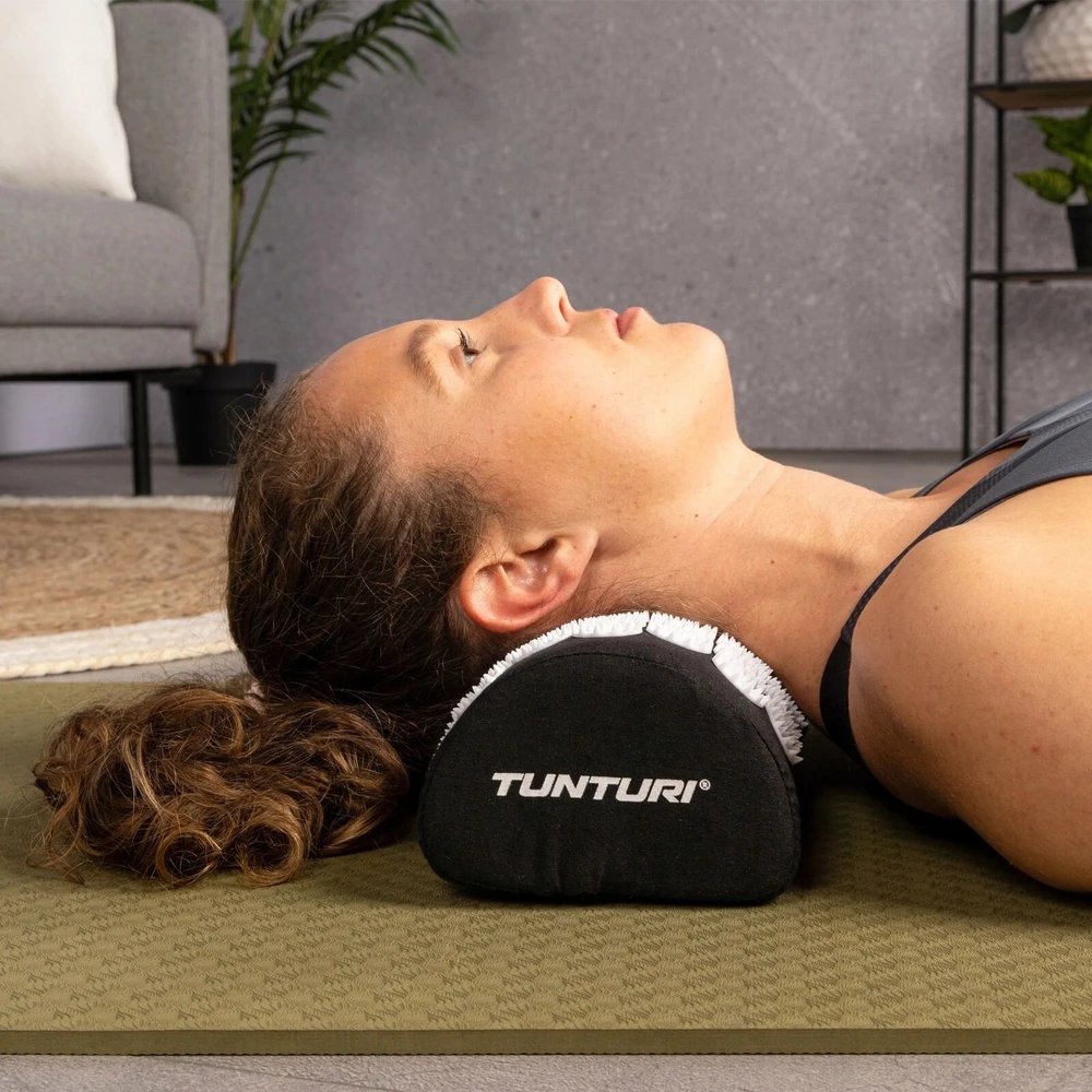 Kilimėlis TUNTURI ACUPRESSURE MAT AND PILLOW Juodas