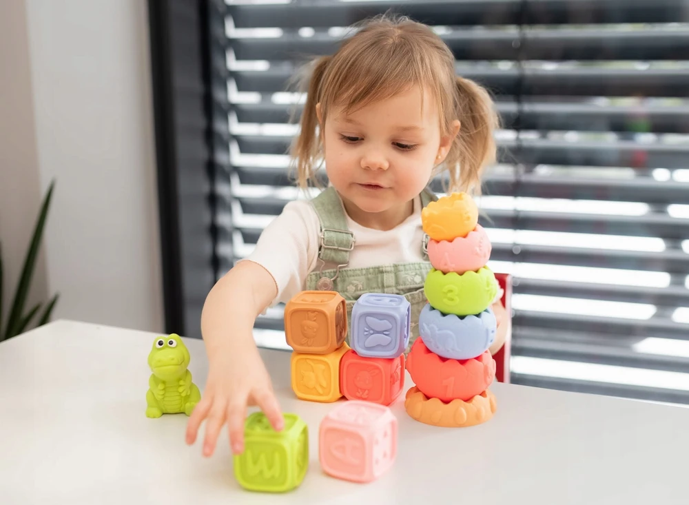 AM Tullo TULLO 612 sensoriniai blokai, sensorinė piramidė, Montessori mokomasis gyvūnų rinkinys 13 vnt.