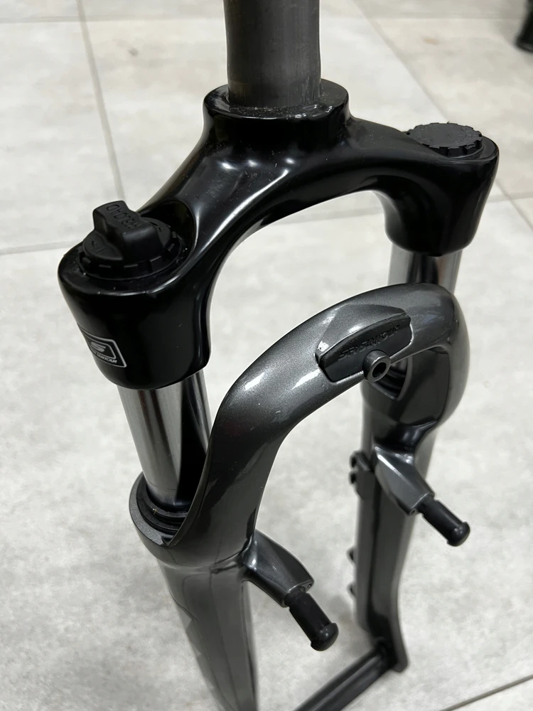 Amortizatorius SR Suntour NVX-HE-P 26" 63mm Disc/V-Brake Atstumas tarp sriegių 120 mm