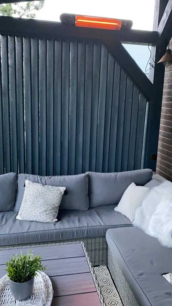 Infraraudonųjų spindulių šildytuvas Veito Blade 2 kW, juodas