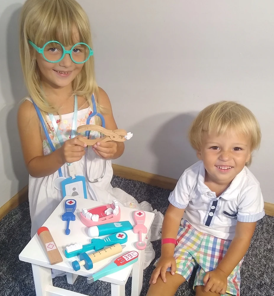 APE TRADE DIDELIS MEDINIS GYDYTOJŲ RINKINYS DOCTOR PL MONTESSORI žaidžiantis gydytojas