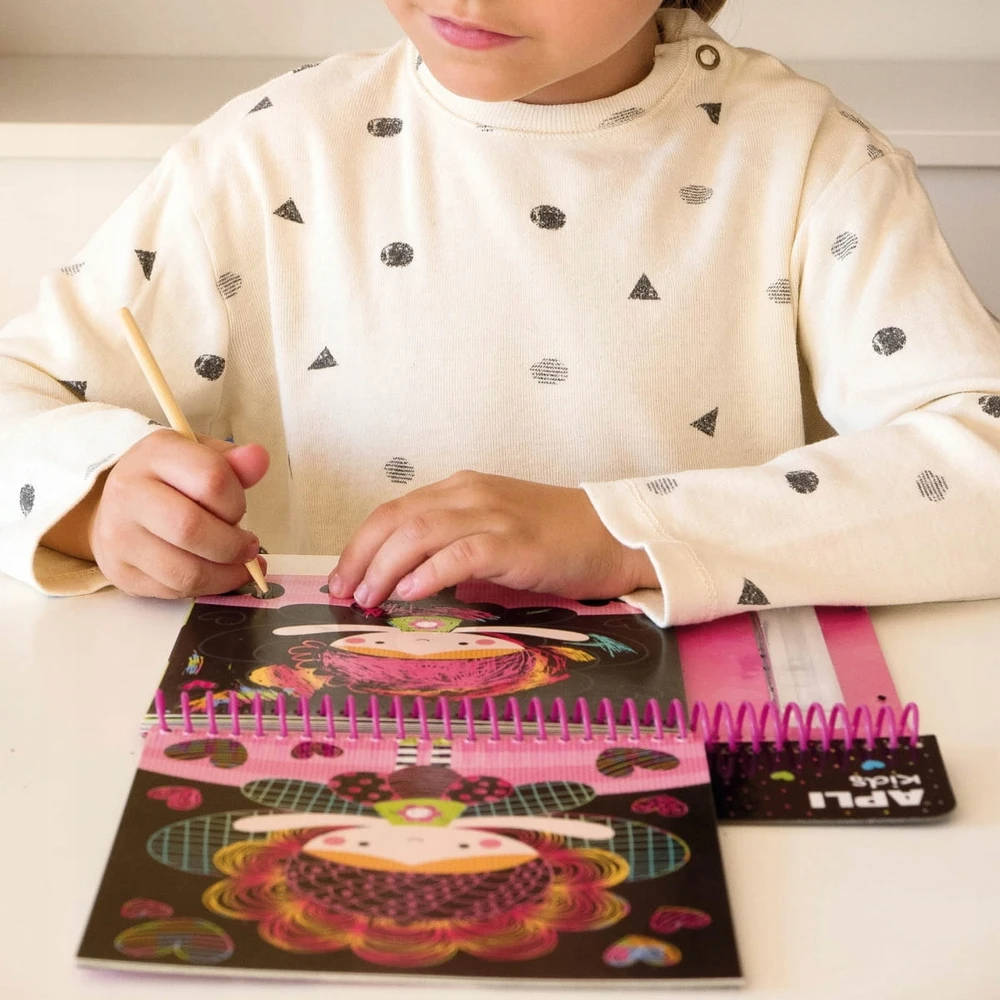 Apli Kids išbraižomi piešiniai su raižikliu, 8 lapeliai, 3+ metai