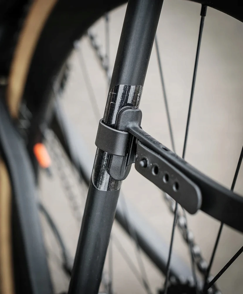 Skydelis galinis Ass Savers Win Wing 2 Gravel Squid 375 x 85 mm