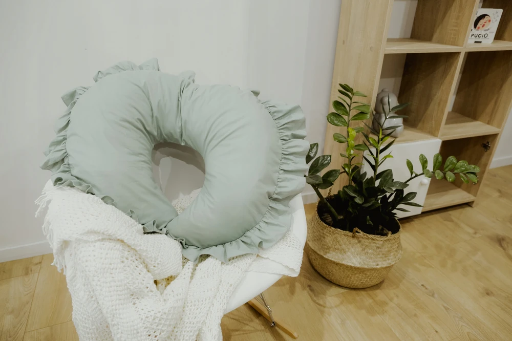 Baby Raj Maitinantis pagalvės užvalkalas raguoliams šerti - purvinas rožinis, pudra