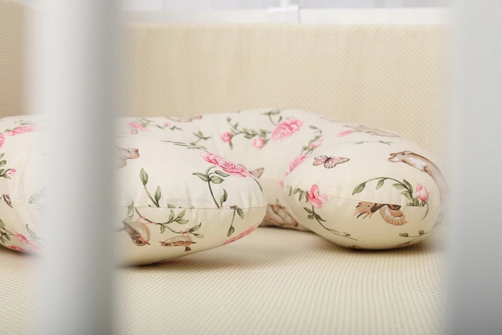 BABYMAM PUPELĖS ŠĖTINIMO KRYŽIAMOSIOS PAGALVĖS