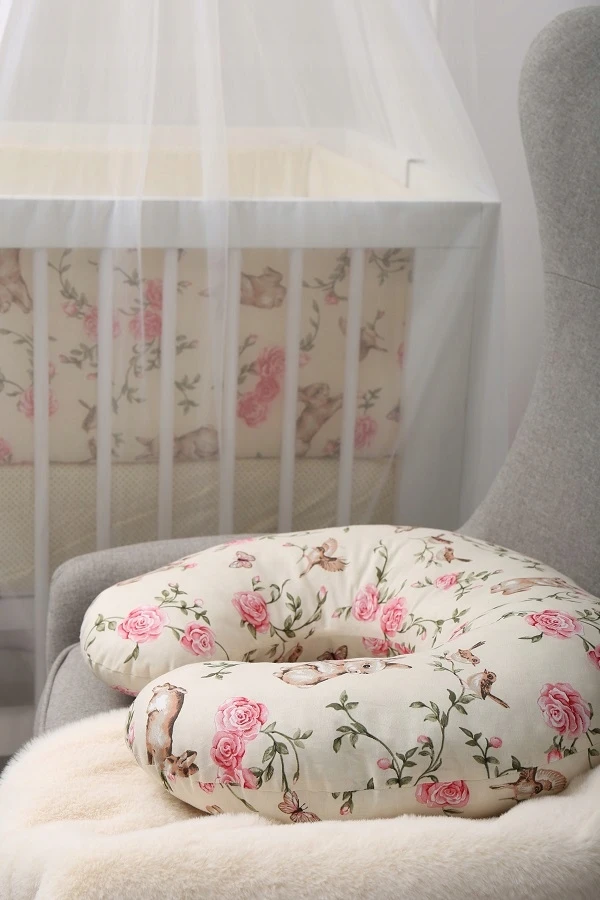 BABYMAM PUPELĖS ŠĖTINIMO KRYŽIAMOSIOS PAGALVĖS