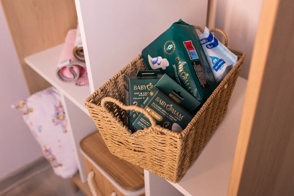 BABYMAM SILIKONINIAI KŪČIŲ UŽDALGALAI, SPENELAI + PREMIUM DĖKLĖS DYDIS M 2vnt.