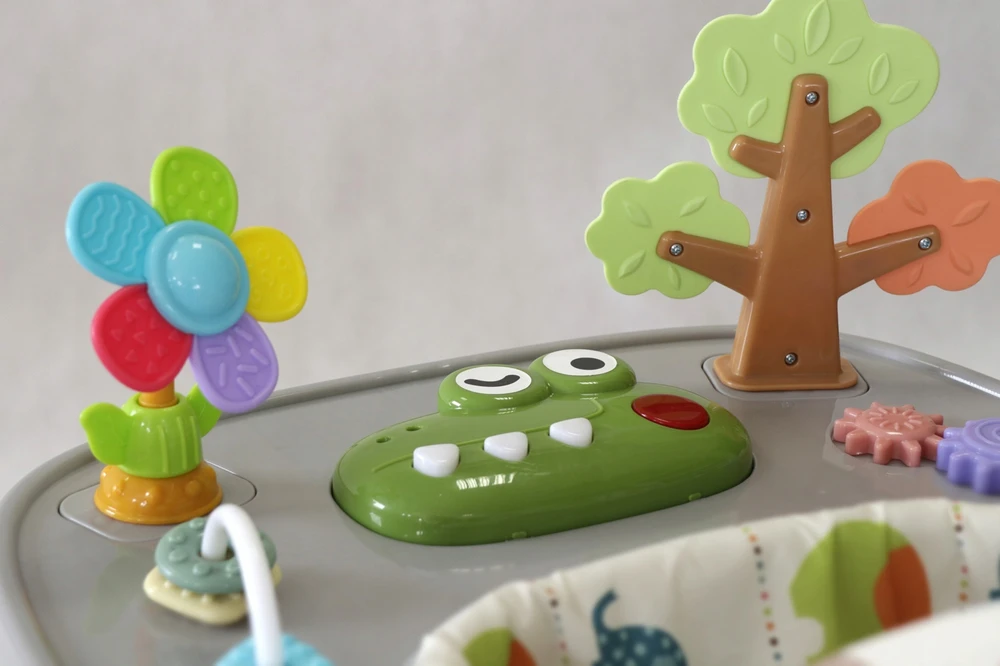 Babystar INTERACTYVE PUSH WALKER 4 COLORS - Mokymasis vaikščioti - Reguliavimas