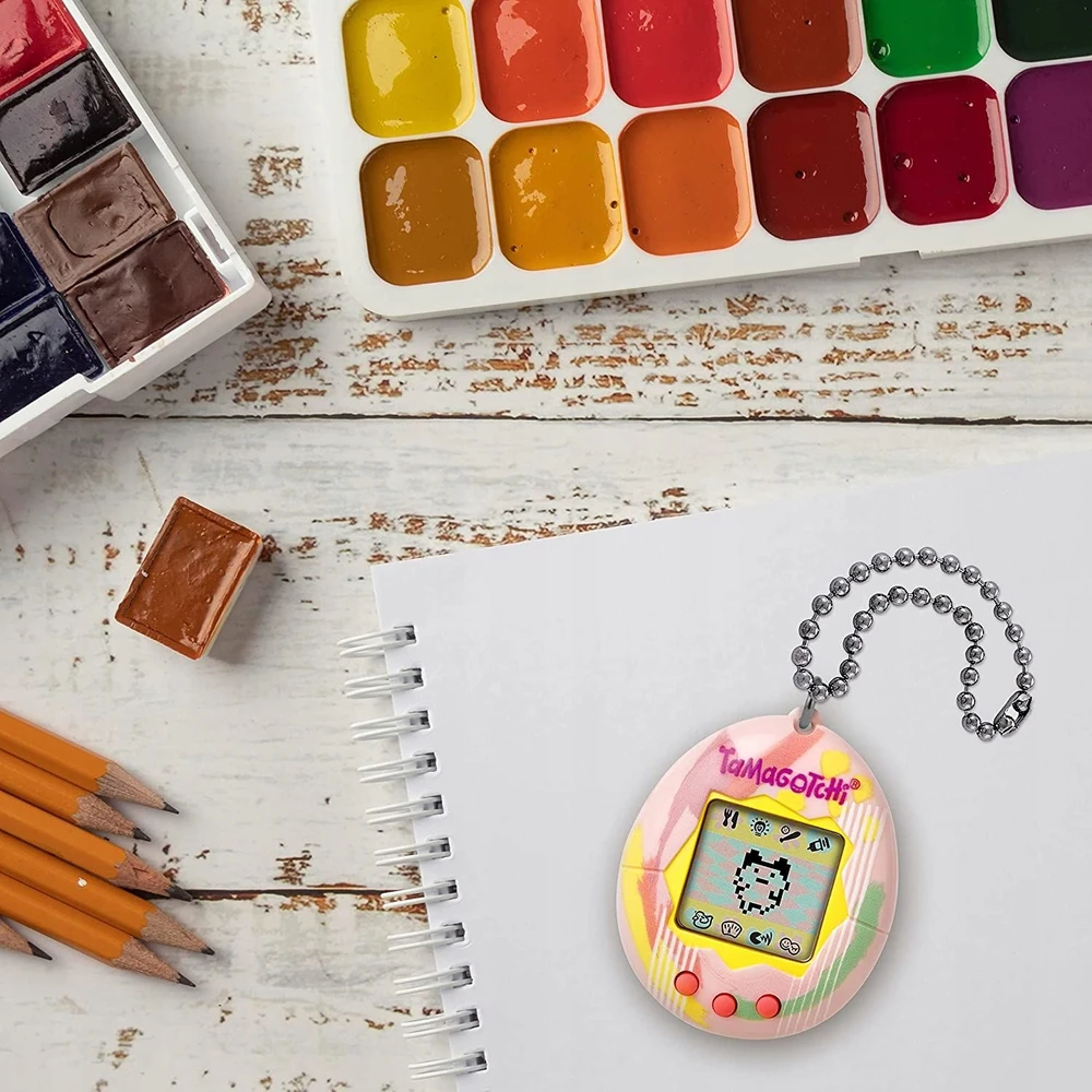 Bandai - Tamagotchi - Original Tamagotchi - Art Style - Virtual Electronic Pet with Screen, 3 Mygtukai and Games - 42883