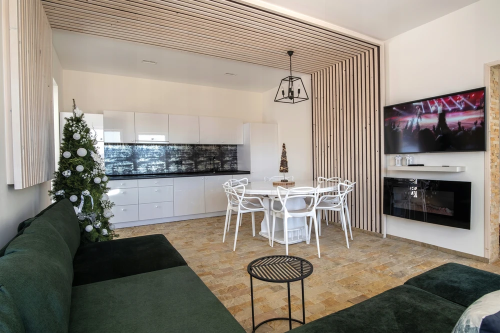 Bankietowo MODERNĖ SPLIT KITCHEN OPENWORK SODO KĖDĖ, balta, skirta virtuvei svetainei