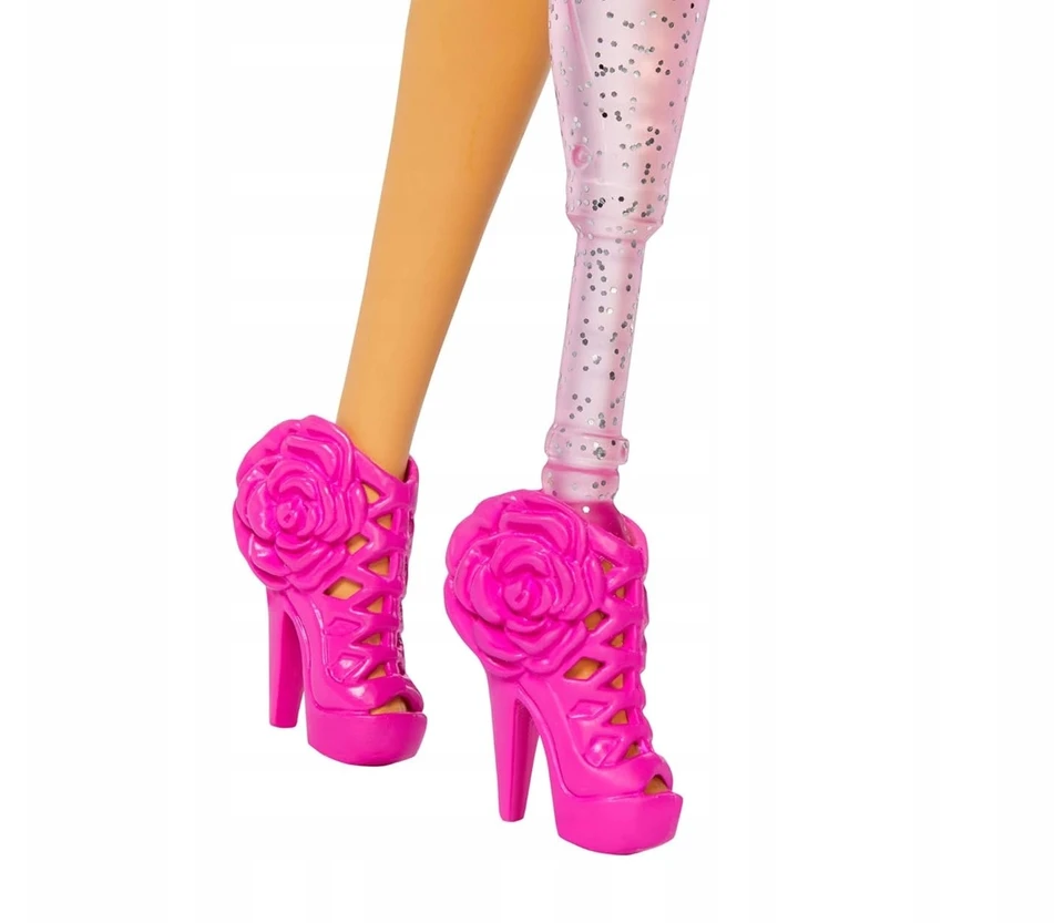 Mattel BARBIE DELUXE FASHIONISTAS lėlė protezuota koja (HYV26)