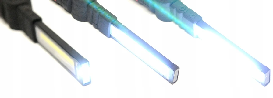 Bass Belaidė LED COB dirbtuvių lempa, 900 lm, su žibintuvėliu, maža