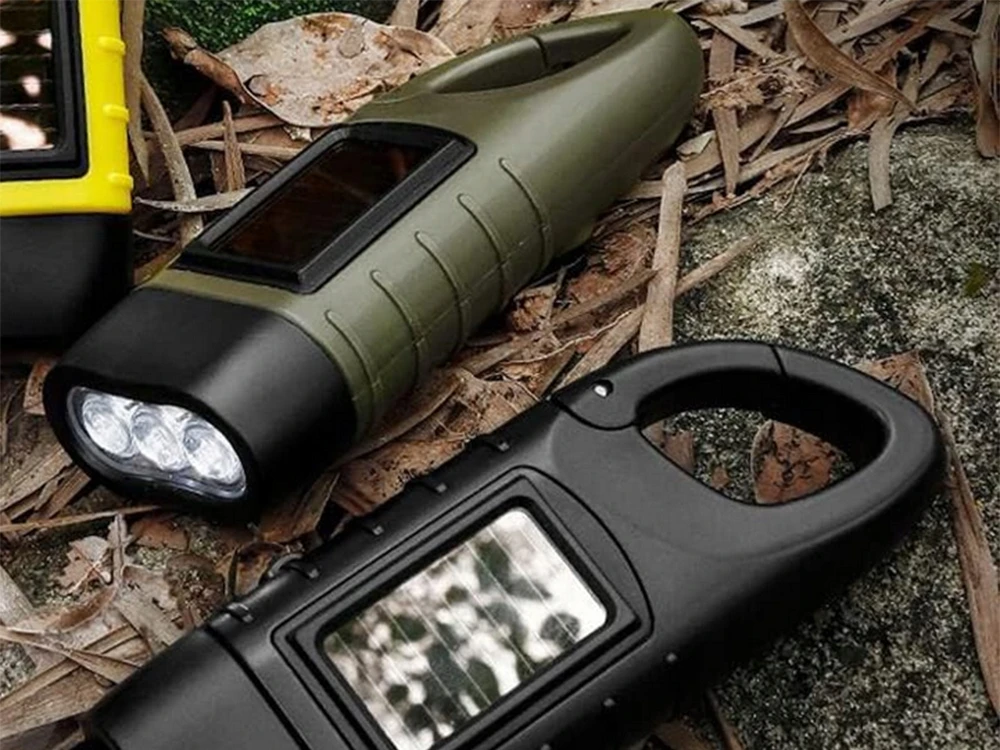 Bazarpl DYNAMO SOLAR TOURIST ŽIBINTAS SU KINETINIU SKUKTU, 3 LED