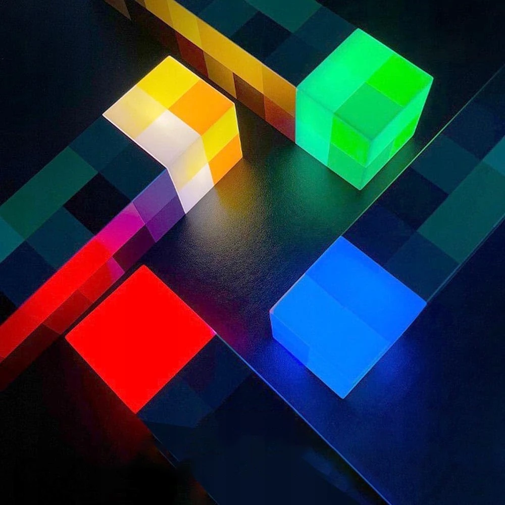 Bedee MINECRAFT žibintuvėlis STALO ARBA SIENINĖS + RGB nuotolinio valdymo pultas + KABLIS
