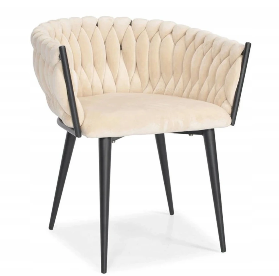 BEIGE VELIURINĖ KĖDĖ Glamour Pintos modernios juodos kojos