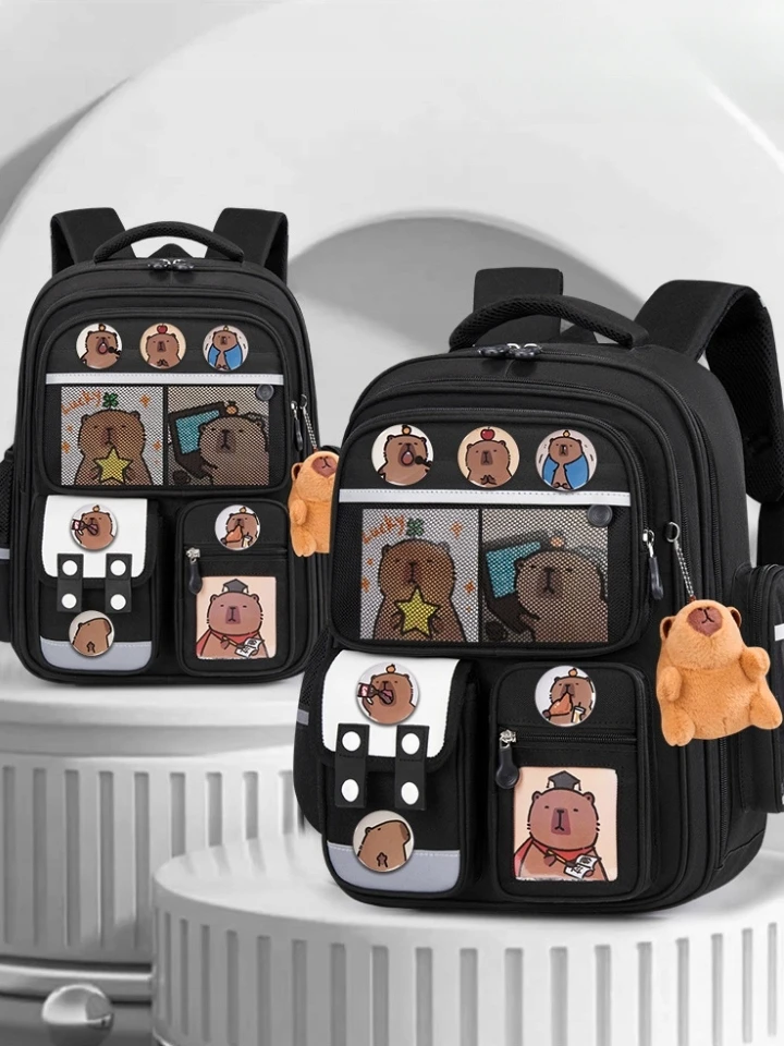 Bergens CAPYBARA BACKPACK MOKYKLINĖ KURIŠINĖ + TALISKO RAKTATIKAS VAIKAMS CZA CAPIBARA