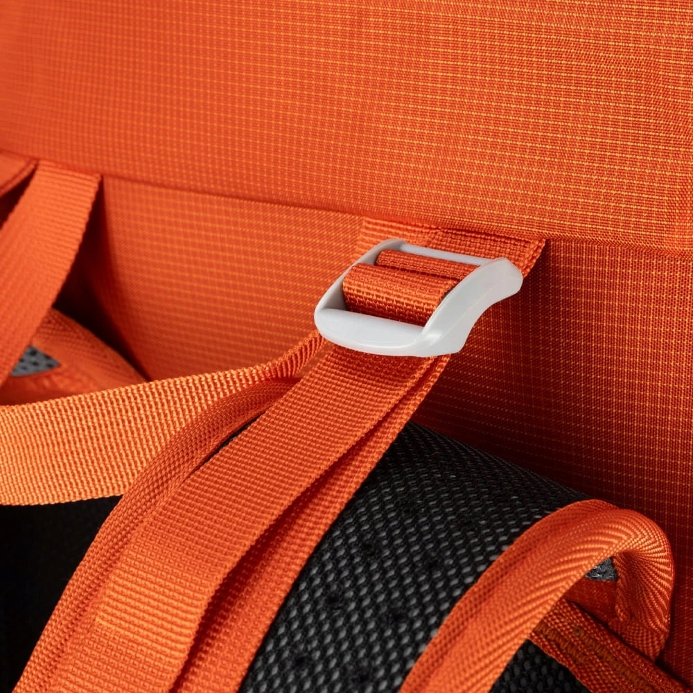 Bergson Svellnose 40l kuprinė, oranžinė
