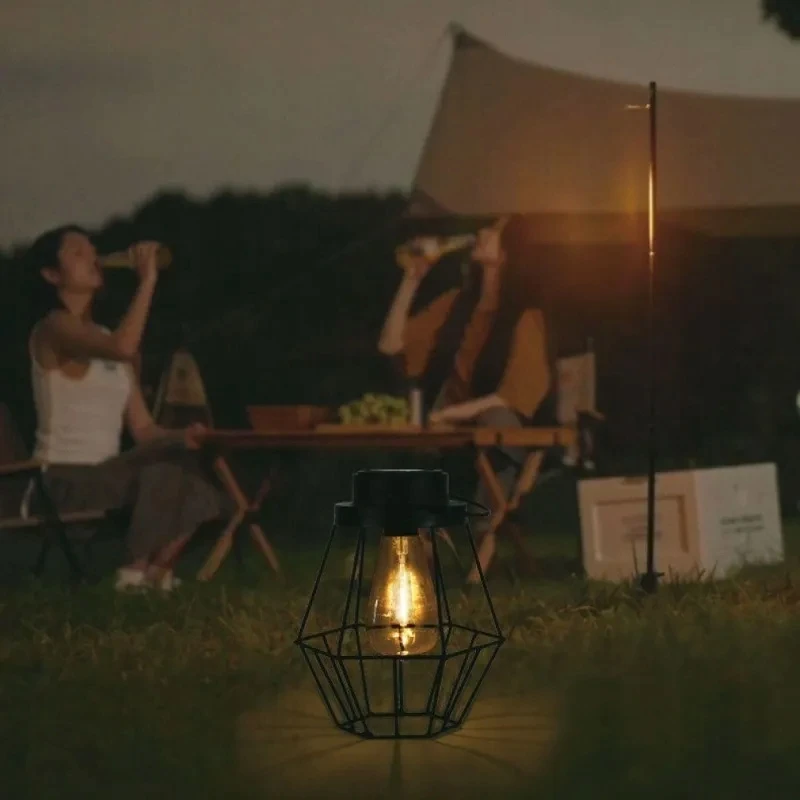Bez Marki 0,5W LED įkraunamas šviestuvas su saulės baterija, juodas, 2700K, belaidis
