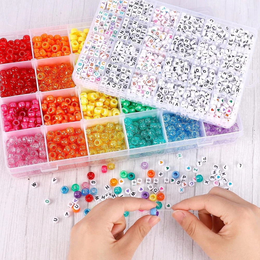 Bez Marki 4000 vnt ponių karoliukų rinkinys, 2400 vnt Rainbow Kandi karoliukų ir