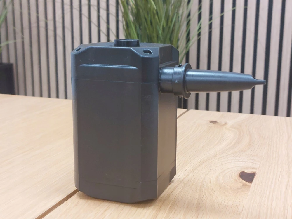 Bez Marki Akumuliatorinė pompikė čiužiniams, plaustams, baseinams su Usb