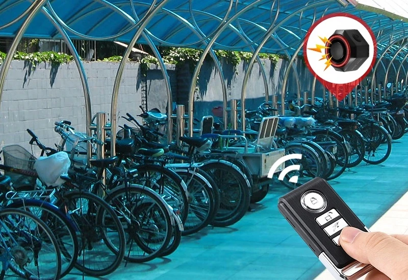 Bez Marki Belaidis dviračio signalizacija su nuotolinio valdymo pulteliu ir galine lempute