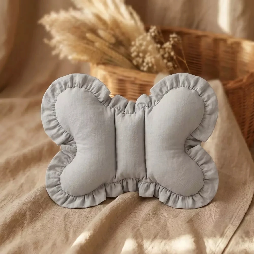 Bez Marki BUTTERFLY PILOW Anti-shock Travel, skirta vežimėliui COTTON Ruffle Pilkas