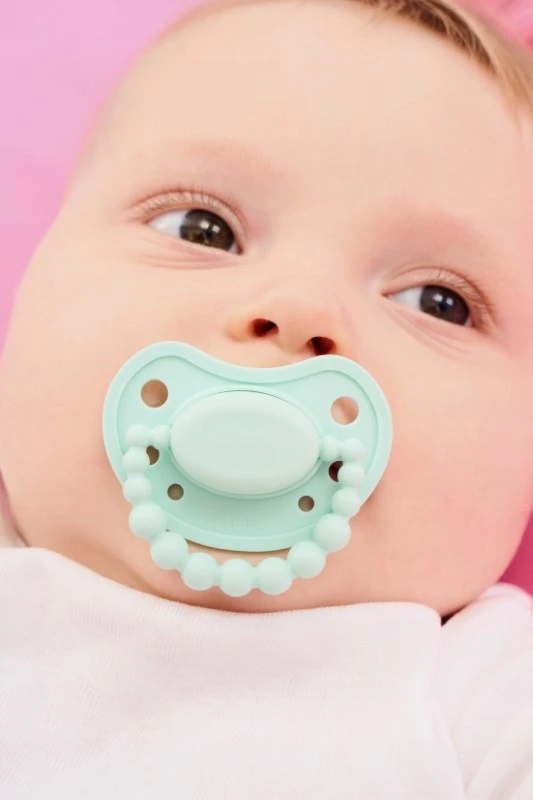 Nuk Bez Marki Čiulptukas LUU Kids Vivid Mint, 0-3 mėn, 1 vnt.