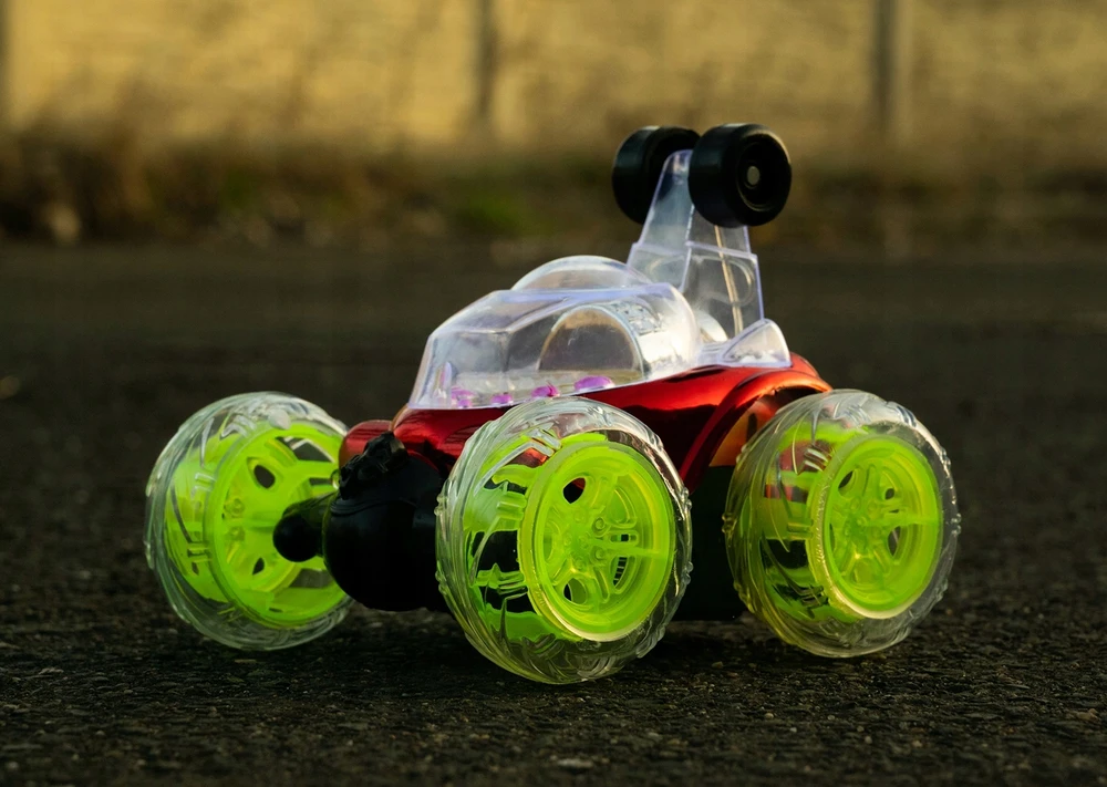 Bez Marki DIDELIS NUOTOLINIO VALDYMO AUTOMOBILIS VAIKAMS TWISTER ACROBAT SU LED