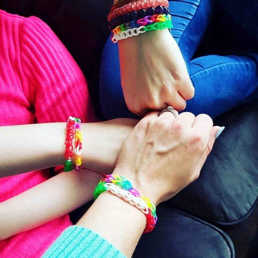 Bez Marki DIDELIS RINKINYS 6800 EL. GUMĖS PAPUOŠALINIŲ APYRANKĖMS, DIY PAKABALUMS GAMINTI