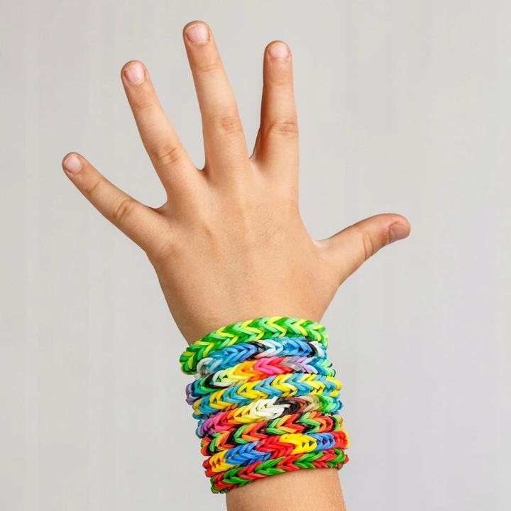 Bez Marki DIDELIS RINKINYS 6800 EL. GUMĖS PAPUOŠALINIŲ APYRANKĖMS, DIY PAKABALUMS GAMINTI