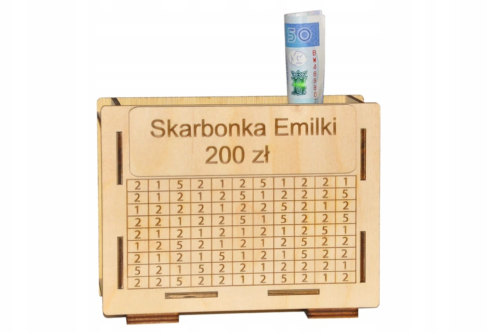 Bez Marki DREWNIANA SKARBONKA + IMIĘ WYKREŚLANA SKARBONKA DLA DZIECKA 200 zł PREZENT
