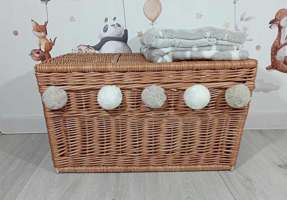 Bez Marki Duży kufer wiklinowy NATURALNY indas su pomponami kosz na zabawki 80cm