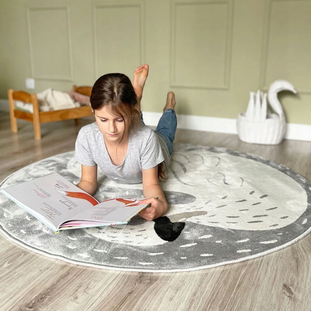 Bez Marki Dywan dziecięcy ŁABĘDŹ 3D apvalus pilka 133 cm NOYA Design