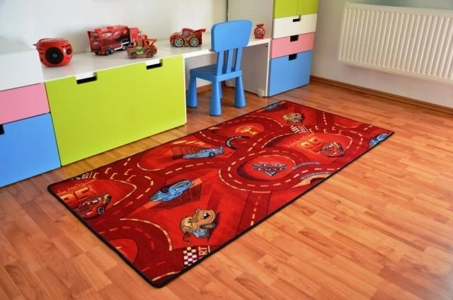 Bez Marki Dywanik dziecięcy Disney CARS – Zygzak McQueen dydis 200x350 raudona