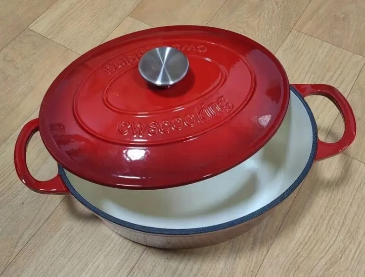Bez Marki EMALINIS KETUS PUODAS SU DANGIU DUJINĖ KROSTELĖ 28cm RAUDONA