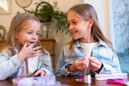 Bez Marki HEISHI karoliukai, RAIDĖS, MERGAITĖS DOVANA AŠMENĖS GAMYBAI