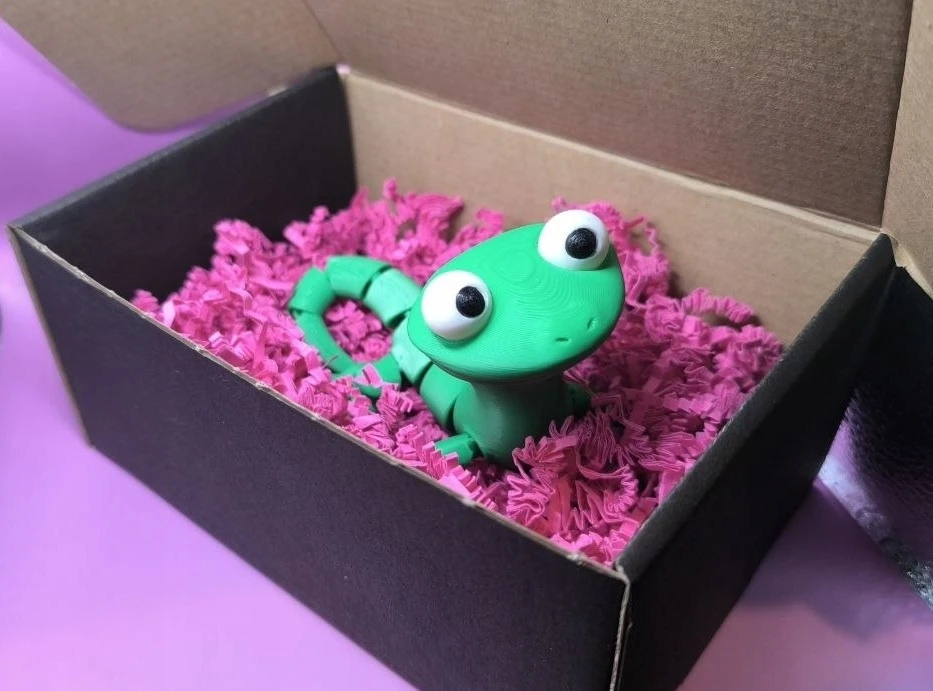 Bez Marki JASZCZURKA TOM HOPPERS 3D RUCHOMA FIGURKA MEM LIZARD GADŻET PREZENT ZABAWKA