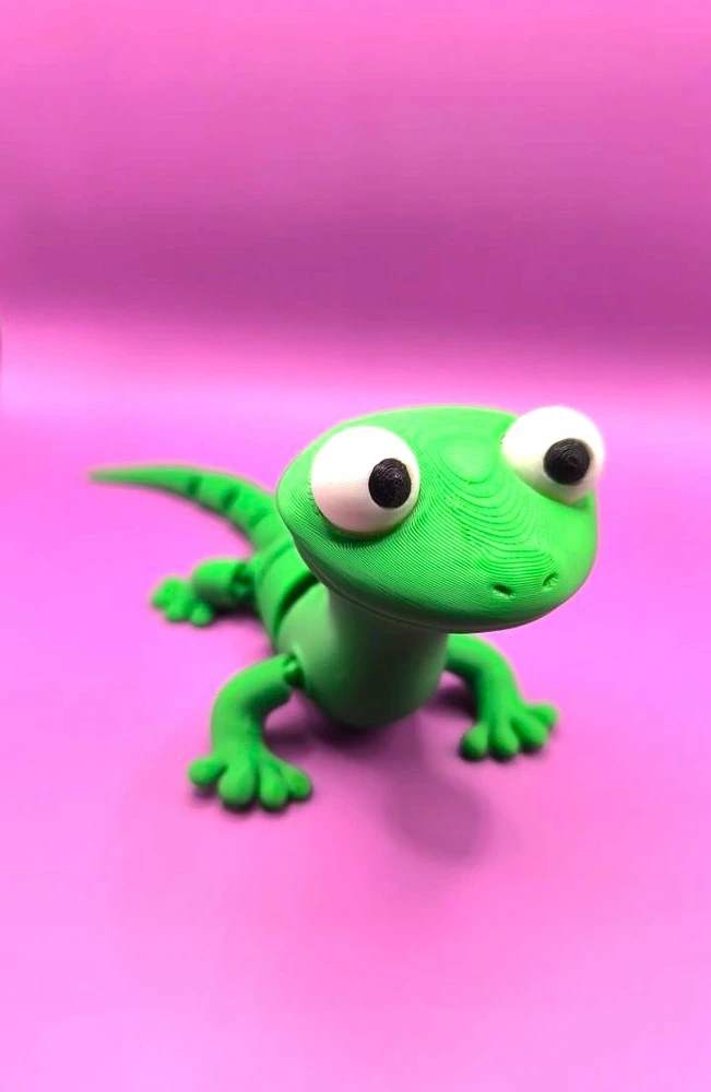 Bez Marki JASZCZURKA TOM HOPPERS 3D RUCHOMA FIGURKA MEM LIZARD GADŻET PREZENT ZABAWKA